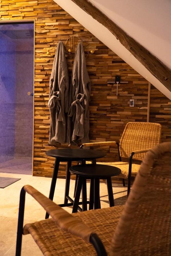 L'évasion-SPA-Hammam-Sauna Illimité - 2 à 4 pers Saint-Cyr-sur-Loire Extérieur photo